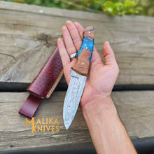 Load image into Gallery viewer, Handmad Damascus Steel Skinner Knife - Rosewood &amp; Resin Handle - Leather Sheath - Ultimate Outdoor Companion-0024