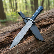 Load image into Gallery viewer, Mountain Man Bowie Knife Damascus Bull Horn