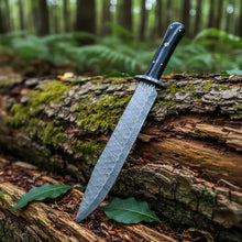 Load image into Gallery viewer, Mountain Man Bowie Knife Damascus Bull Horn