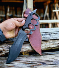 Load image into Gallery viewer, D2 Knuckle Bowie Knife Wenge Wood Full Tang Leather sheath