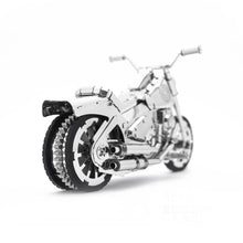 Load image into Gallery viewer, ROADWAY FANTASY HARLEY MOTORCYCLE