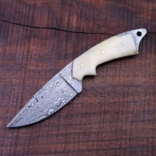 Load image into Gallery viewer, Damascus Skinner Knife