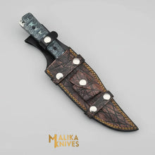 Load image into Gallery viewer, D2 Steel Clip Point Bowie Knife with G10 Grip