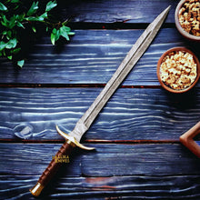 Load image into Gallery viewer, Damascus Kingslayer Arming Sword with Leather sheath-904
