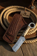 Load image into Gallery viewer, Finger Loop Prairie Bull Cutter 6.5" Handmade Damascus Steel Leather Crossdraw