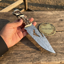 Load image into Gallery viewer, Eagle Cutout Damascus Hunter with Bird Silhouette and Stag Handle