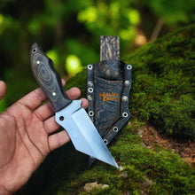 Load image into Gallery viewer, Compact D2 Hunting Knife | Fixed Blade with G10 Handle