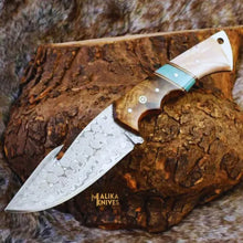 Load image into Gallery viewer, Damascus Gut Hook Hunting Knife Wood Resin Handle
