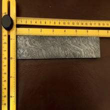 Load image into Gallery viewer, Steelwisp Damascus Bar Rod 7" Premium Flat Billet Bar Pattern Welded Blank for Knife and Tool Making