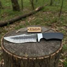 Load image into Gallery viewer, Damascus Trailing Point Fixed Blade Hunting Knife — Forged Ladder Pattern Blade, Black Resin Handle &amp; Steel Guard