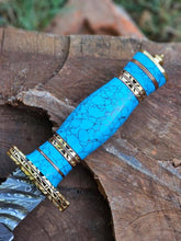 Load image into Gallery viewer, Turquoise Handle Damascus Dagger Set with Brass Bolsters