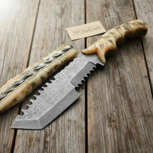Load image into Gallery viewer, Damascus Tom Brown Tracker Knife with Ram Horn Handle - Full Tang