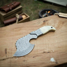 Load image into Gallery viewer, Damascus Cleaver Hatchet with Broad Forged Blade