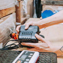 Load image into Gallery viewer, GRABO HighFlow 20V Battery Charger for Cordless Vacuum Lifter Gripsters