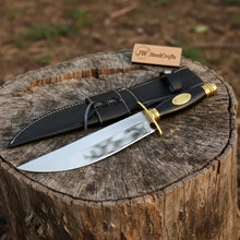 Load image into Gallery viewer, Classic American Clip Point Bowie Knife Fixed Blade 9 Inch Hunting Knife with Guard