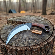Load image into Gallery viewer, Custom Handmade  Karambit knife/fighting knife