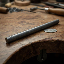 Load image into Gallery viewer, Damascus Steel Round Billet Rod For  Guard , Rings And Jewelery Making/ Raw Materials for Jewelery DK-0126