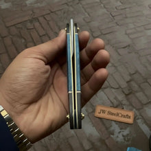 Load image into Gallery viewer, Straight Razor Damascus Steel Folding Barber Razor Blue Wood Handle