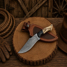 Load image into Gallery viewer, Deer Hunting Bowie Knife – Frostfang Damascus Steel Stag Handle