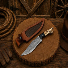 Load image into Gallery viewer, Deer Hunting Bowie Knife – Frostfang Damascus Steel Stag Handle