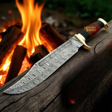 Load image into Gallery viewer, Damascus Dundee Bowie Knife Bull Horn Pakka Wood Handle
