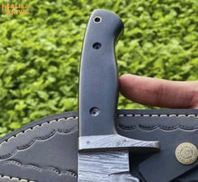 Load image into Gallery viewer, Fire Pattern Damascus Hunting Knife G10 Handle
