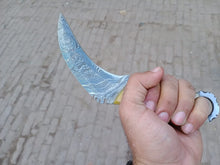 Load image into Gallery viewer, Handmade Custom Du Hoc Karambit Knife.
