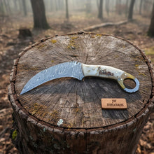 Load image into Gallery viewer, Handmade Custom Du Hoc Karambit Knife.