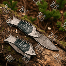 Load image into Gallery viewer, Handmade Damascus Steel Folding Knife – Green Honeycomb Handle