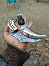 Load image into Gallery viewer, kARAMBIT  KNIFE COMBAT / FIGHTING KNIVES PAIR PATTERN WELDED BLADE