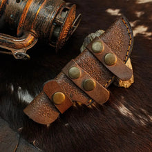 Load image into Gallery viewer, 7.8" Handmade Damascus Skinner Knife – Full Tang Resin Handle &amp; Sheath