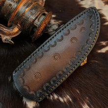 Load image into Gallery viewer, 8.8" Handmade Damascus Hunting Knife – Full Tang Resin Handle &amp; Sheath