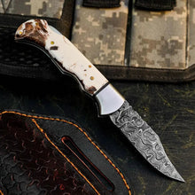 Load image into Gallery viewer, Damascus San Mai Pocket Knife with Resin Handle